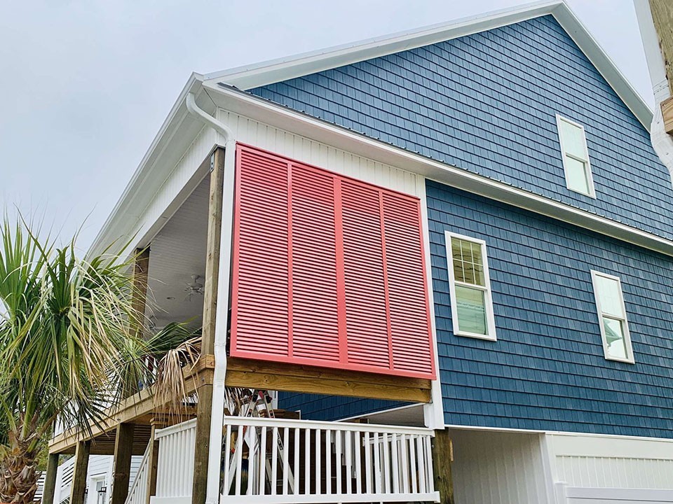 Why Bermuda Shutters are Perfect for Seaside Houses